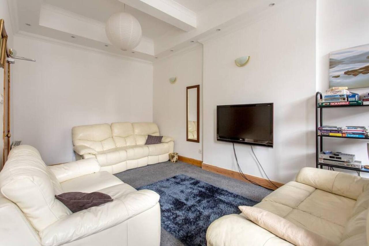 Joivy 3 Bed Flat In Old Town, Close To Grassmarket EDI Exterior photo