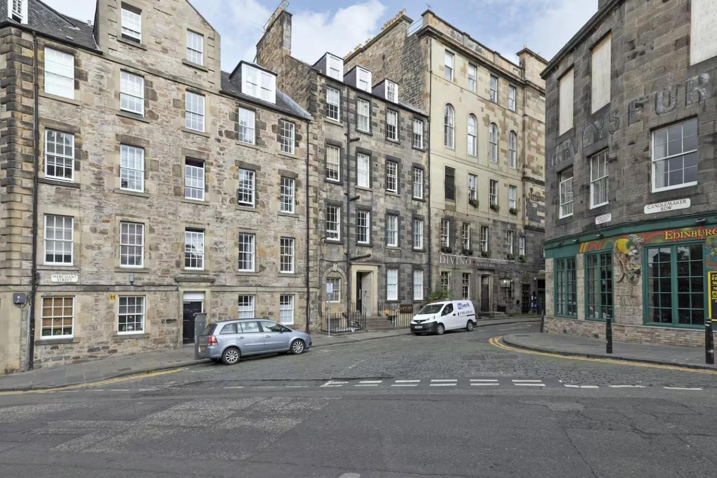 Joivy 3 Bed Flat In Old Town, Close To Grassmarket EDI Exterior photo