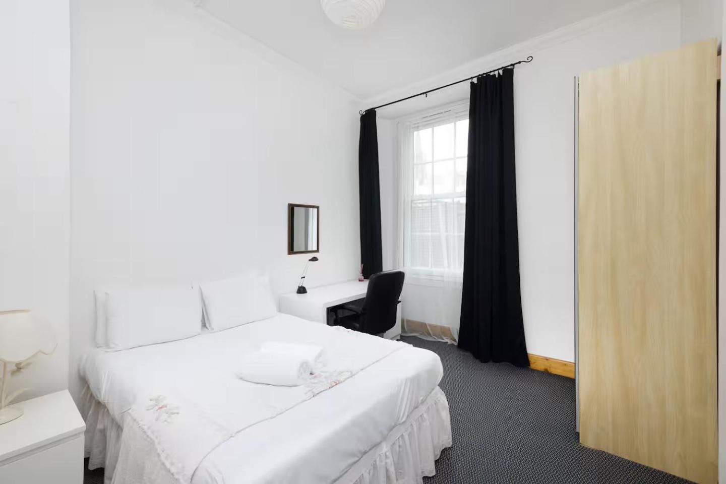 Joivy 3 Bed Flat In Old Town, Close To Grassmarket EDI Exterior photo